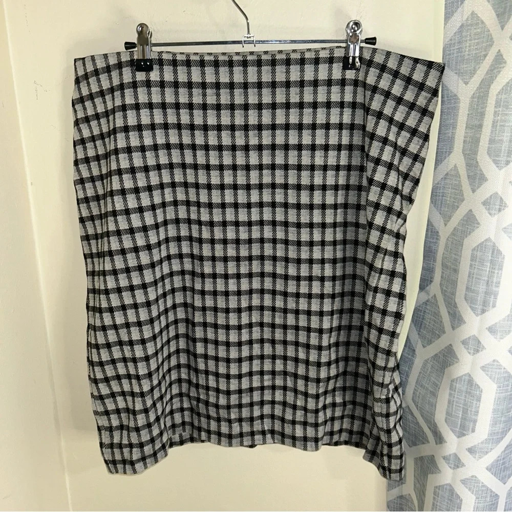 J.Jill ponte skirt size L